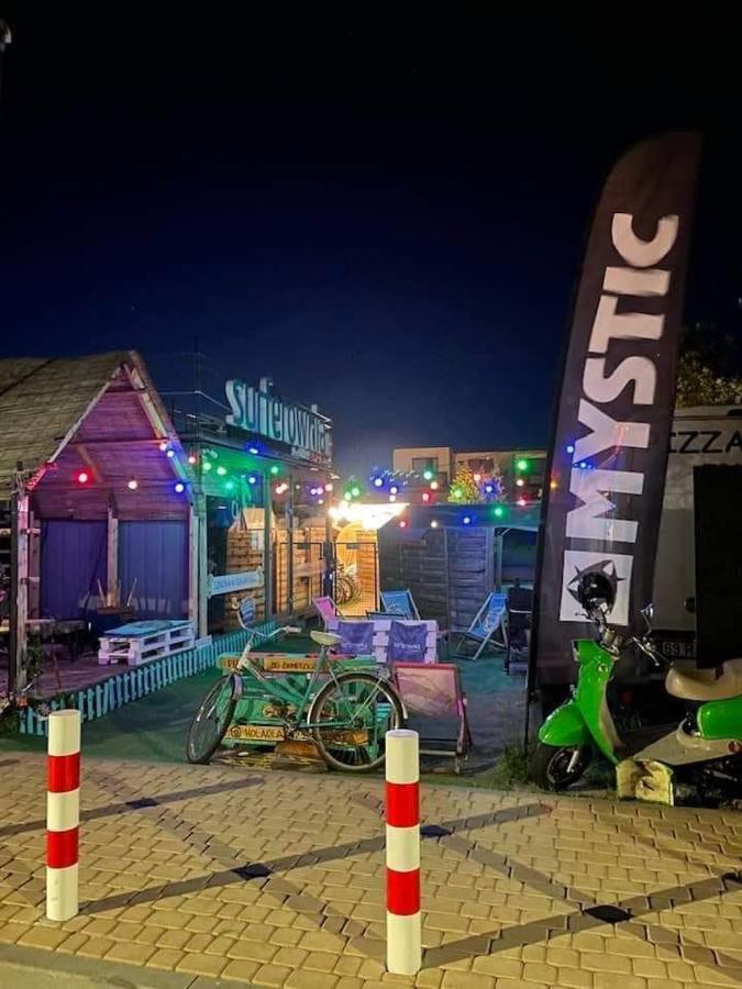 야스타르니아 Przyczepa Niewiadow Surf Wioska 아파트 외부 사진